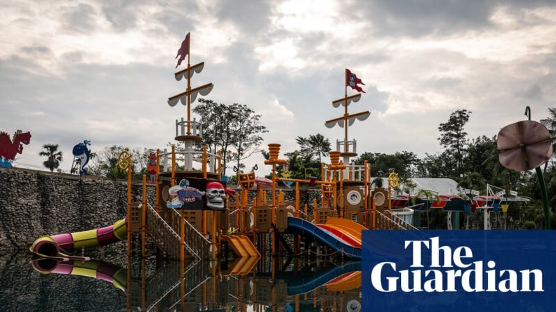 Siam Amazing Park stängt efter översvämningar i Bangkok